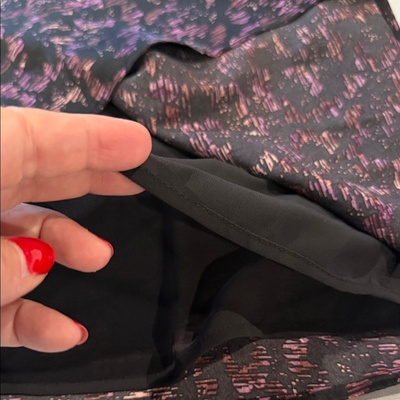 Reitmans Top Blouse Tank Top Black and Purple Sleeveless Satin Women's Size XL - Picture 9 of 10